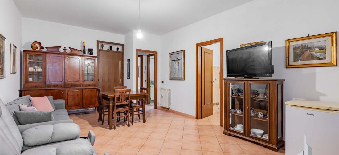 CERVETERI - VIA DEI VILLINI - BILOCALE PIANO TERRA CON POSTO AUTO E CANTINA - ACCESSO INDIPENDENTE