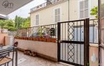 CERVETERI - VIA DEI VILLINI - BILOCALE PIANO TERRA CON POSTO AUTO E CANTINA - ACCESSO INDIPENDENTE